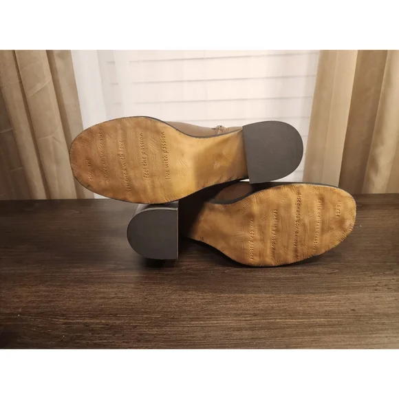 Franco Sarto Rivet LEATHER Buckle Ridding Boots Booties SZ 9.5 M Umber Brown - Picture 13 of 16